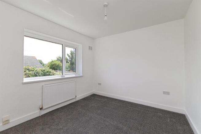 3 bed Semi-Detached for sale Image 8