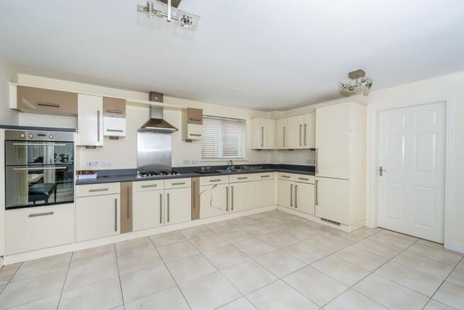 Kitchen/breakfast ro