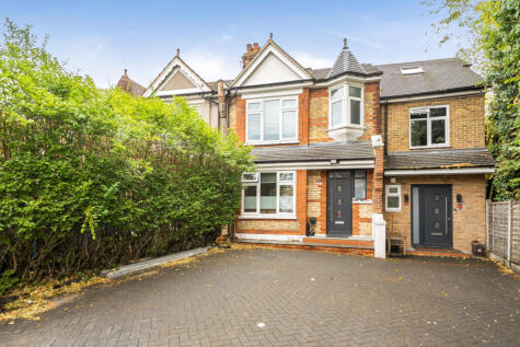Brunswick Grove, Friern Barnet, London, N11