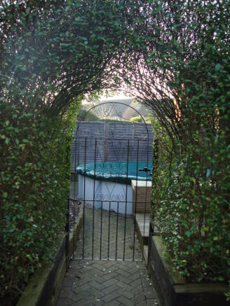 Photo 27