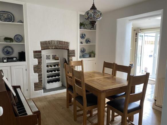 Dining Room: