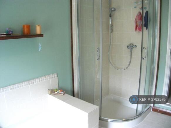 Seperate Shower
