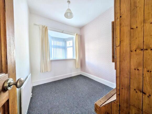 3 bed Semi-Detached for sale Image 10