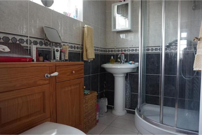 Master En-suite