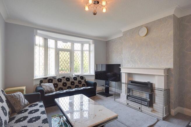 3 bed Semi-Detached for sale Image 4