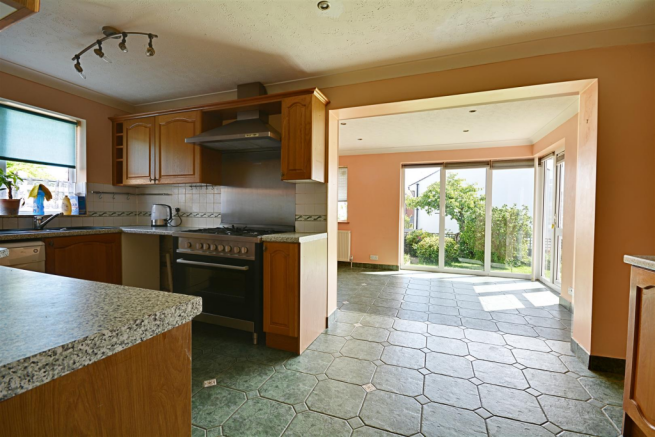 Kitchen/Breakfast Ro