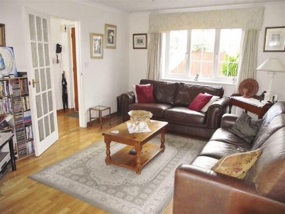 LOUNGE REVERSE