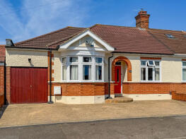 53, Grosvenor Drive, Hornchurch RM11 1PH
