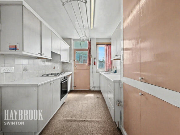 3 bed Semi-Detached for sale Image 6