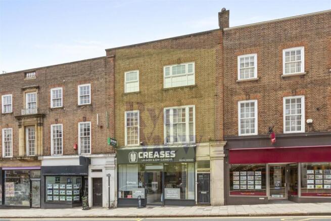 21a Crendon Street, HP13 6LJ (L)-9.jpg