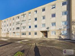 124, Easdale, East Kilbride, Glasgow G74 2ED