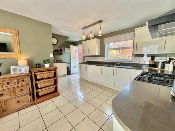 Kitchen Diner