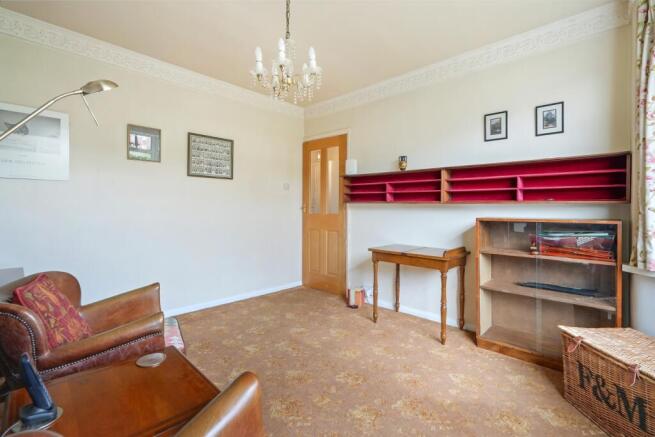 3 bed Semi-Detached for sale Image 10