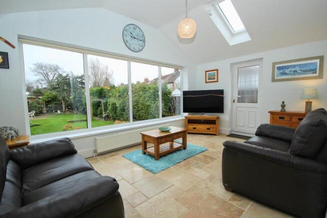 21 Park Walk ANLABY (20)_lzn.jpg