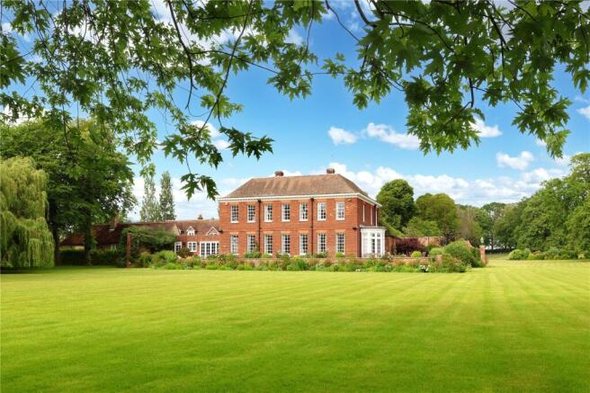 Higham Bury, Pulloxhill, Bedfordshire, MK45 photo 4