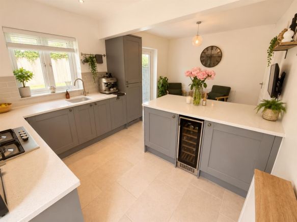 Downham Road South, Heswall, Wirral photo 4