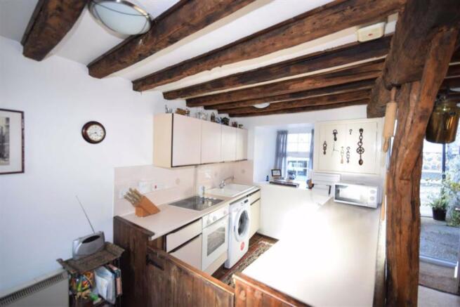 Open Plan Lounge & Kitchen