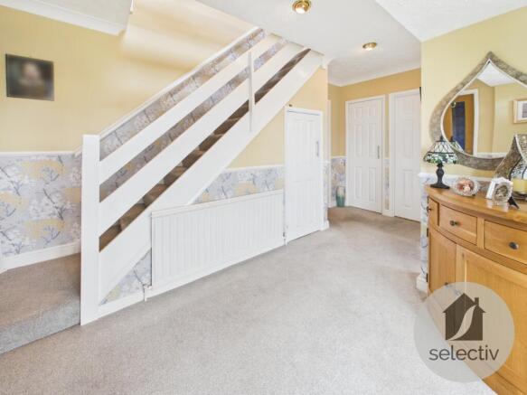 4 bed Detached for sale Image 9