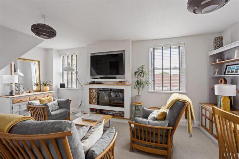 Willowgate, Pickering