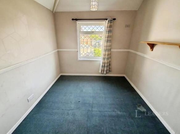 3 bed Semi-Detached to rent Image 11