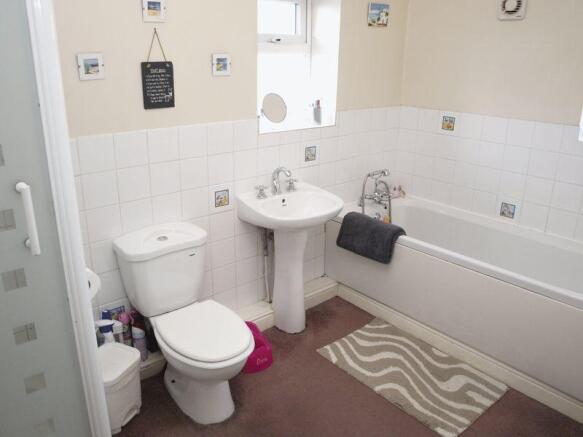 Family Bathroo...
