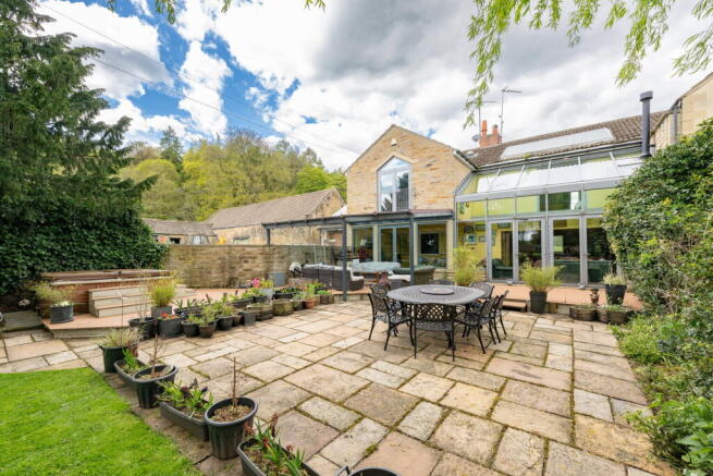 4 bed Cottage for sale Image 12