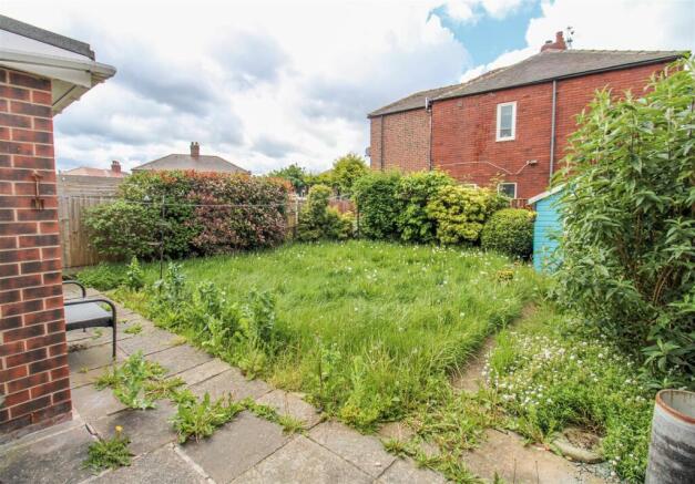 3 bed Semi-Detached for sale Image 11