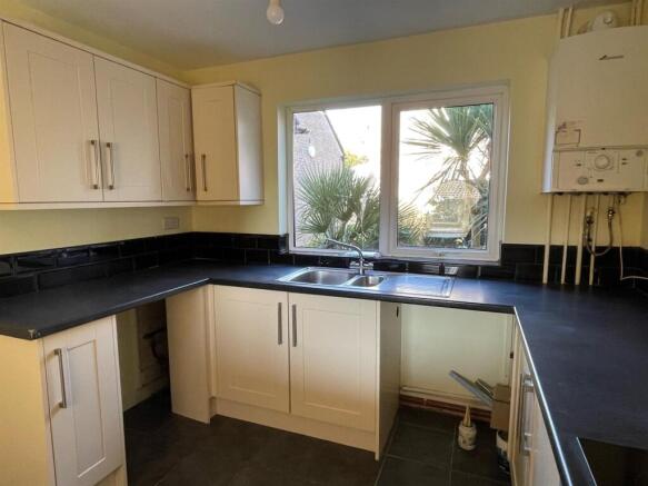 Kitchen..jpg