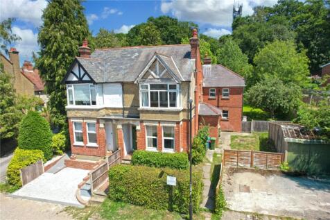 York Crescent, Aldershot, Hampshire, GU11