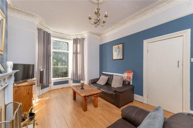 3 bed Terraced for sale Image 4