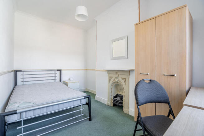 3 bed Terraced for sale Image 8