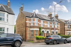 Flat 1, 68, Clarence Road, Windsor SL4 5AU