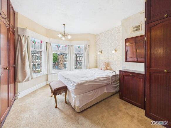 4 bed Detached for sale Image 7
