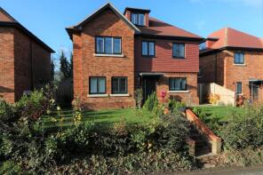 Jelena House, Gore Lane, Eastry CT13 0ED