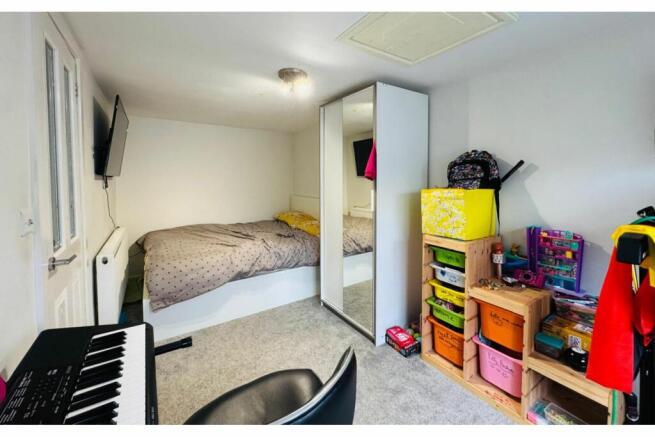 Reception/Bedroom