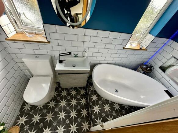 WhatsApp Image 2024-09-13 at 16.02.29_462c4ed5.jpg