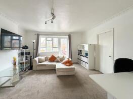 40, Bushfield Crescent, Edgware HA8 8XH