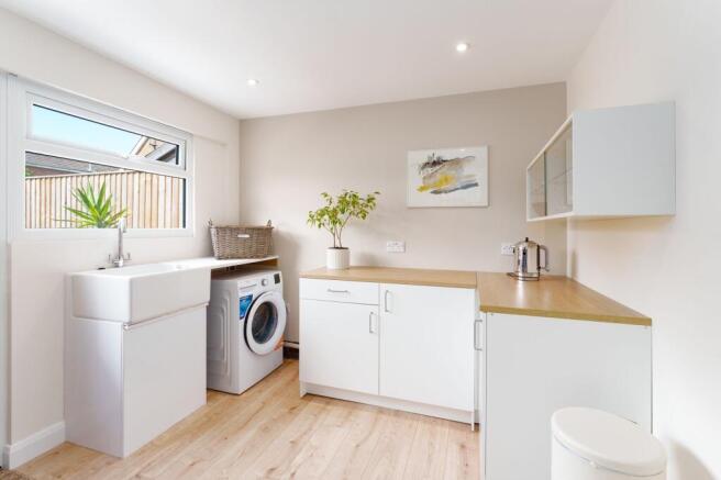 3 bed Semi-Detached for sale Image 7
