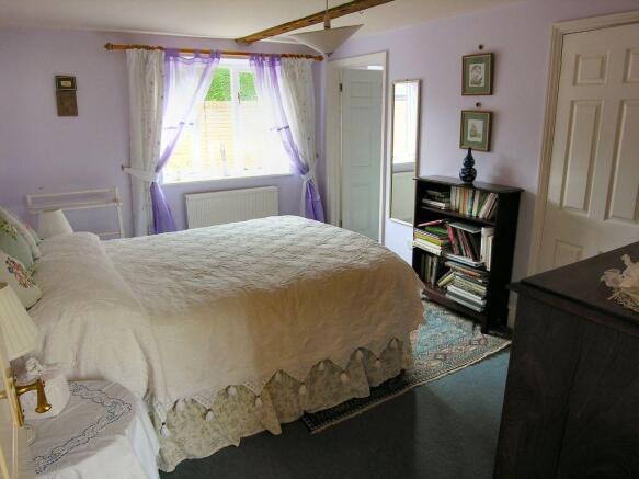 Photo 9