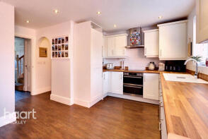 25, Cardinal Drive, Hinckley LE10 2NS