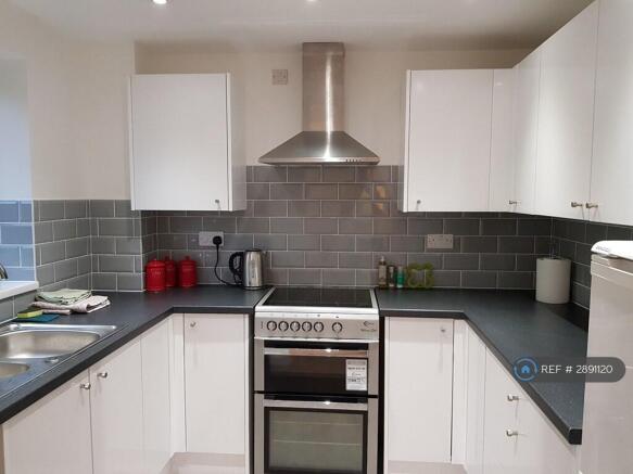 Newly Fitted Kitchen