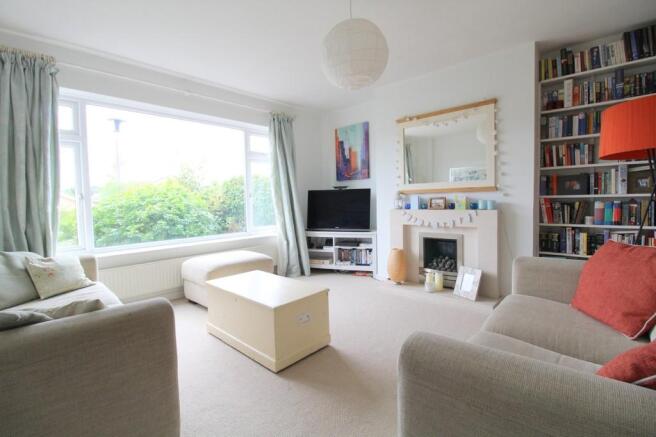 SITTING ROOM (Pho...
