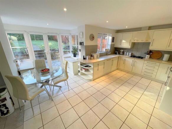 Breakfast kitchen