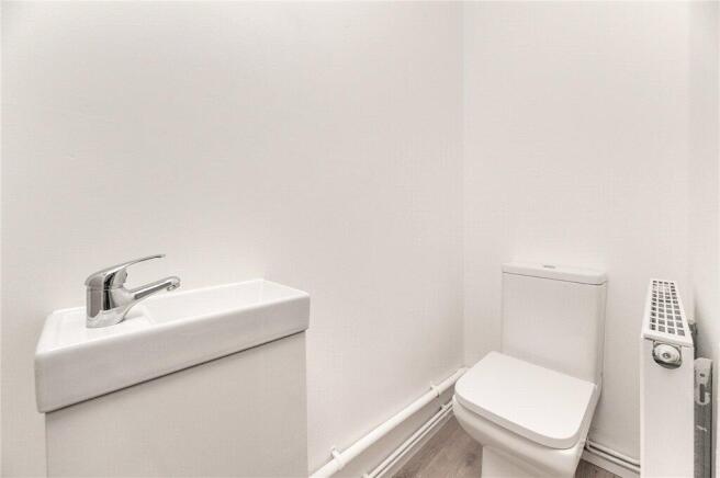 3 bed Semi-Detached for sale Image 10