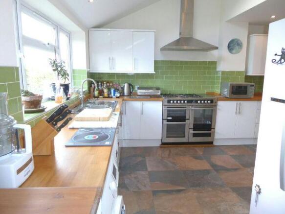 Kitchen 1