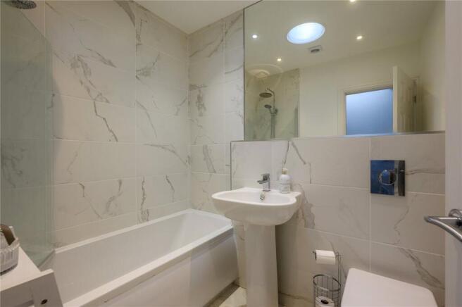 2 bed Semi-Detached for sale Image 12