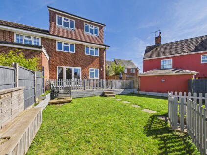 Hedingham Road, Halstead, CO9
