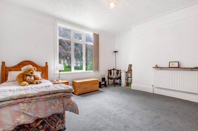Bedroom 2 (Double)