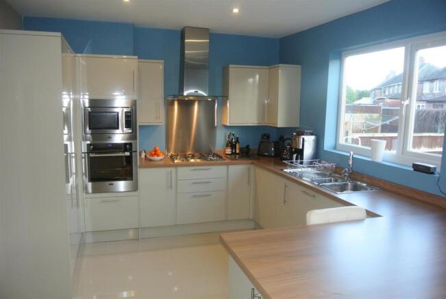 Open Plan Breakfast 
