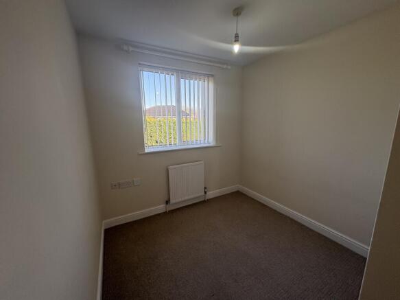 3 bed Apartment to rent Image 7